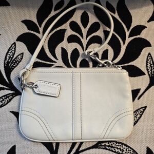 Elegant White Leather Wristlet